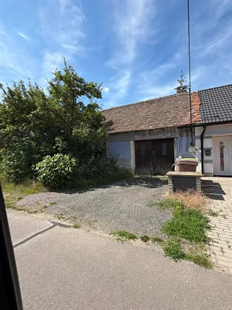 Prodej stavebního pozemku 1092 m²